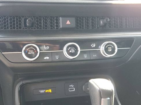 Used 2025 Honda CR-V LX image 20