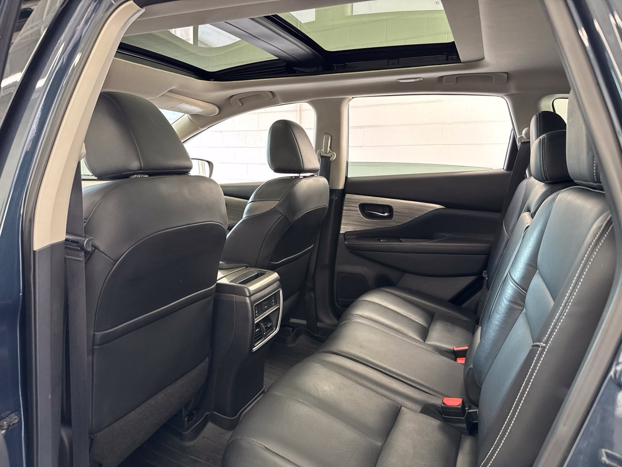 Used 2018 Nissan Murano Platinum w/ Cargo Package FWD image 38