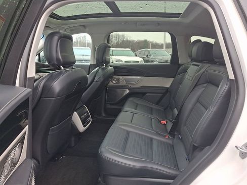 Certified 2024 Lincoln Nautilus Reserve w/ Equipment Group 203A image 10