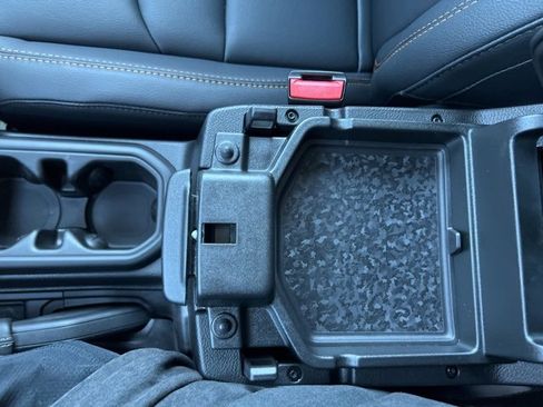 New 2025 Jeep Gladiator Sport S image 22