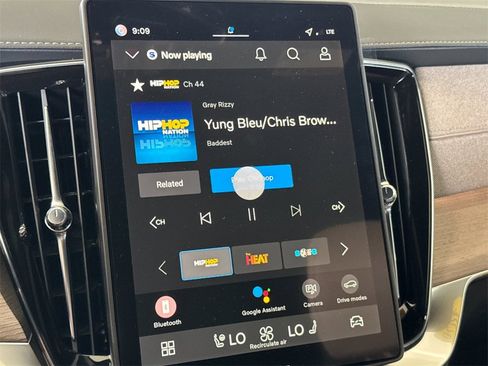 New 2026 Volvo XC90 B6 Ultra w/ Lounge Package image 18