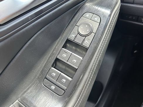 Used 2023 Nissan Rogue SL AWD/4WD image 20
