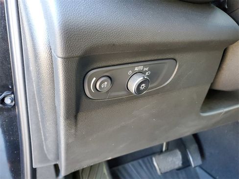 Used 2023 Buick Envision Preferred image 9