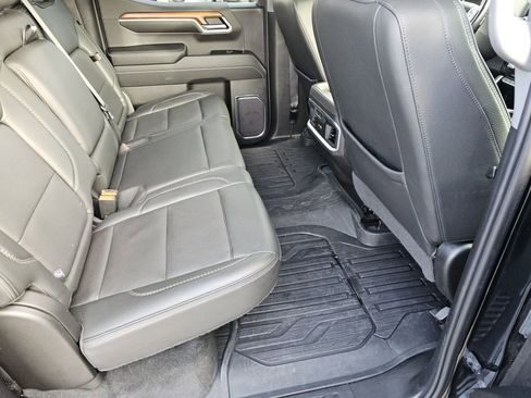 Used 2022 GMC Sierra 1500 Denali w/ Denali Reserve Package image 5