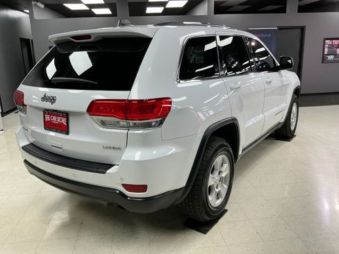 Used 2016 Jeep Grand Cherokee Laredo w/ Quick Order Package 23E image 3