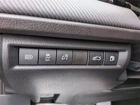 Certified 2025 Toyota Camry SE image 17