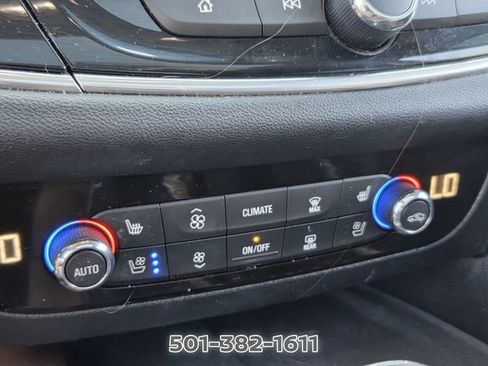 Used 2019 Buick Enclave Avenir w/ Avenir Technology Package FWD image 22