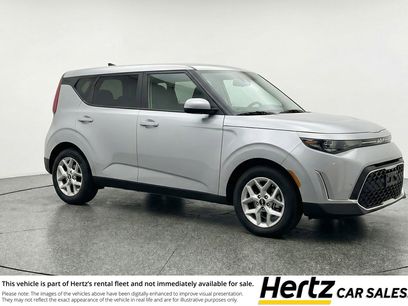 Used 2025 Kia Soul LX w/ LX Technology Package