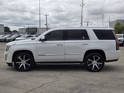 Used 2017 Cadillac Escalade Luxury