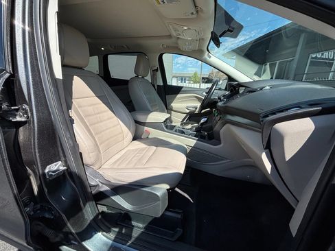 Used 2018 Ford Escape SEL AWD/4WD image 19