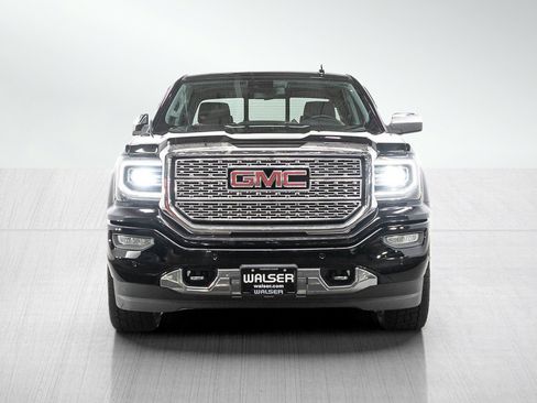 Used 2018 GMC Sierra 1500 Denali w/ Denali Ultimate Package AWD/4WD image 8