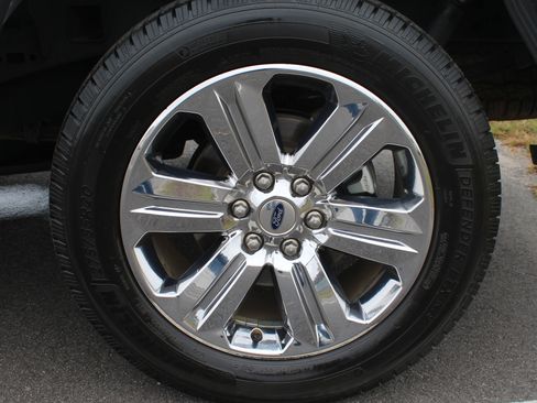 Used 2020 Ford F150 Lariat image 20