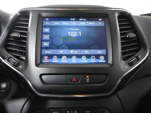 Used 2022 Jeep Cherokee Trailhawk w/ Comfort/Convenience Group AWD/4WD image 26