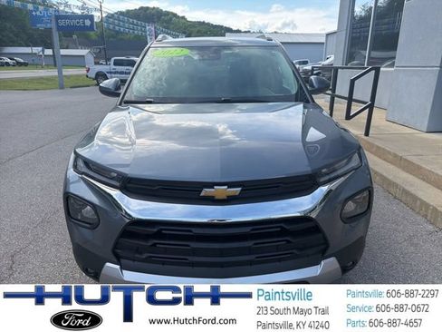 Used 2022 Chevrolet TrailBlazer LT w/ Convenience Package FWD image 9