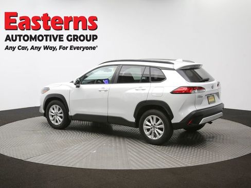 Used 2023 Toyota Corolla Cross LE image 61