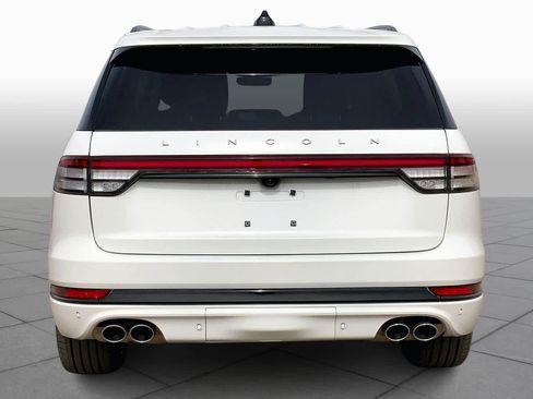 New 2026 Lincoln Aviator Reserve image 4