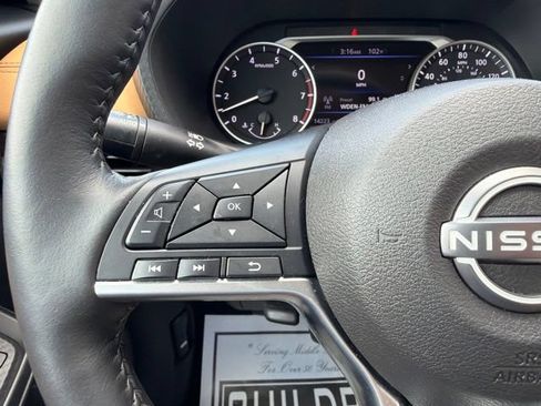 Used 2025 Nissan Sentra SV w/ SV Premium Package FWD image 19