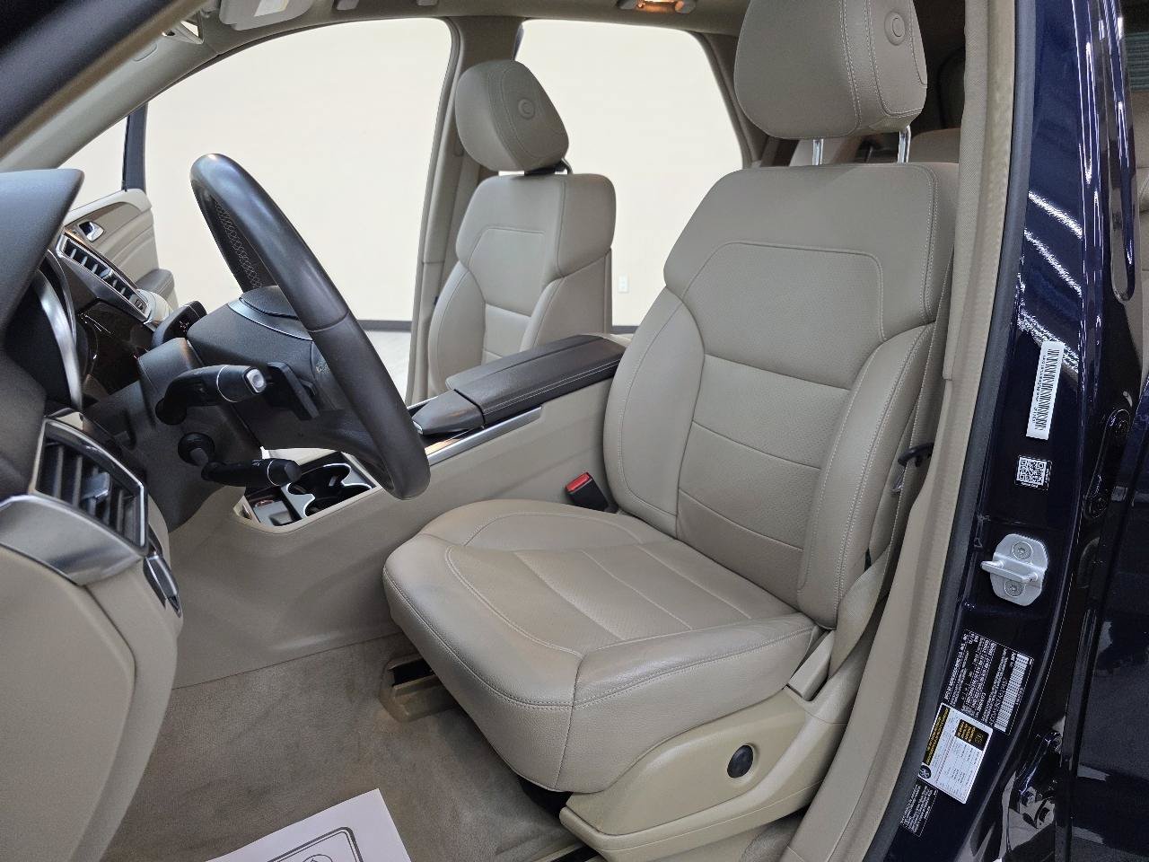 Used 2015 Mercedes-Benz ML 350 2WD w/ Premium 1 Package image 18