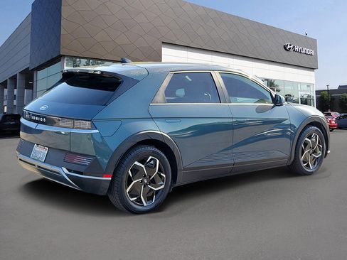 Certified 2024 Hyundai Ioniq 5 SEL RWD image 2