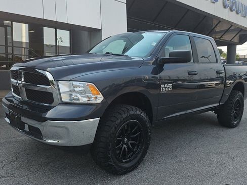 Used 2021 RAM 1500 Classic SLT AWD/4WD image 8