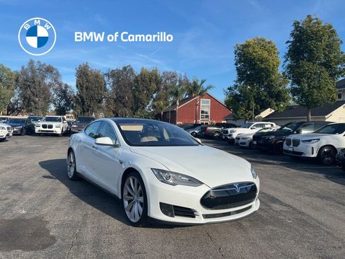 Used 2015 Tesla Model S 70 image 1