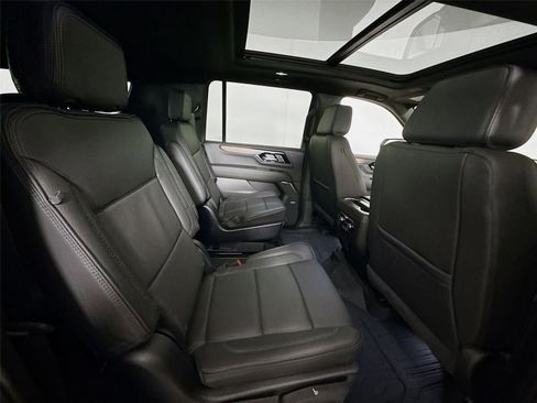 New 2026 GMC Yukon XL Denali w/ Sun & Power Step Package AWD/4WD image 23