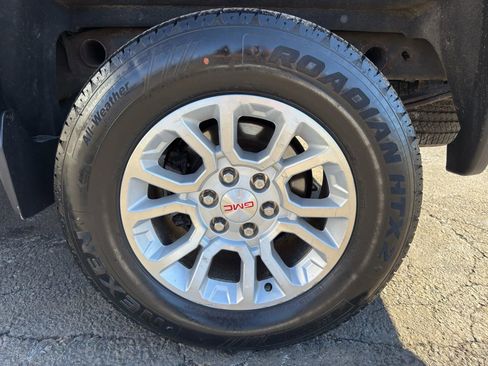 Used 2015 GMC Sierra 1500 SLE w/ SLE Value Package image 11