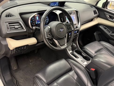 Used 2020 Subaru Ascent Limited w/ Technology Package AWD/4WD image 3