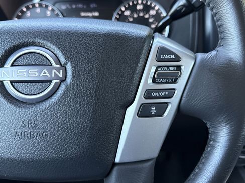 Used 2024 Nissan Titan SV w/ SV Convenience Package AWD/4WD image 20