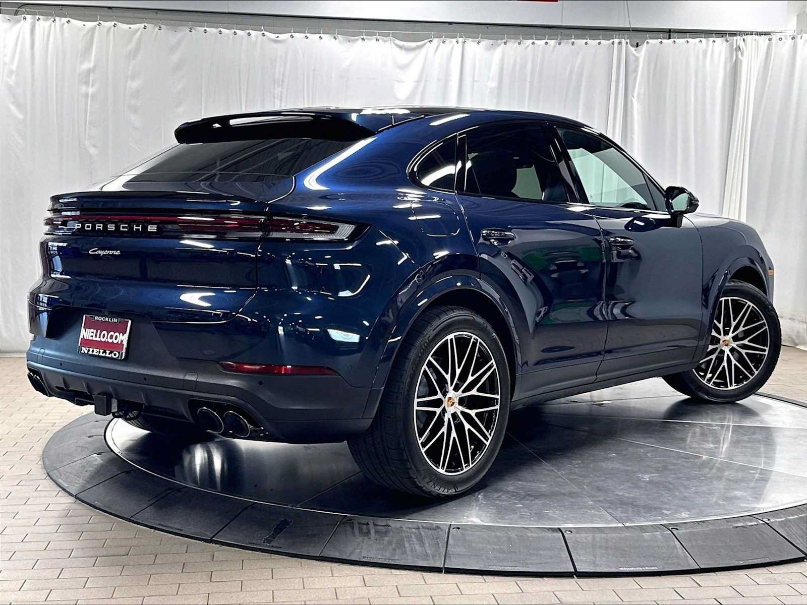Used 2026 Porsche Cayenne Coupe AWD/4WD image 10