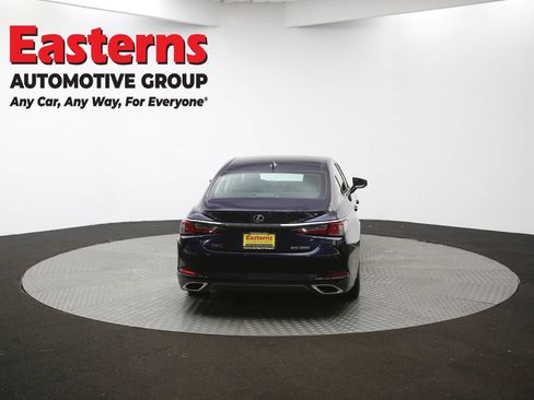 Used 2019 Lexus ES 350 w/ Premium Package image 36