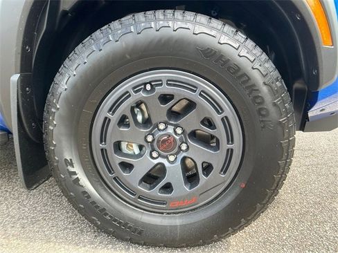 New 2025 Nissan Frontier PRO-4X image 13