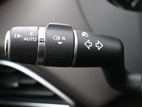 Used 2017 Jaguar F-PACE Prestige image 39