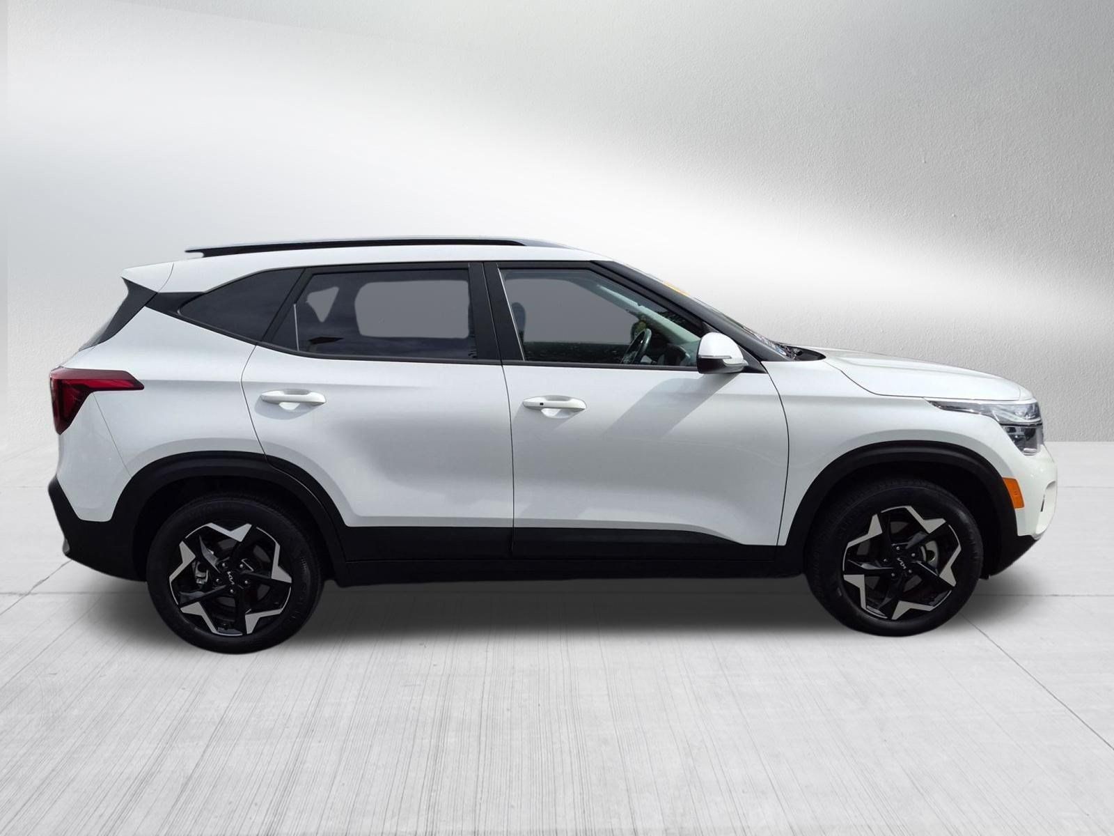 Used 2026 Kia Seltos S AWD/4WD image 7