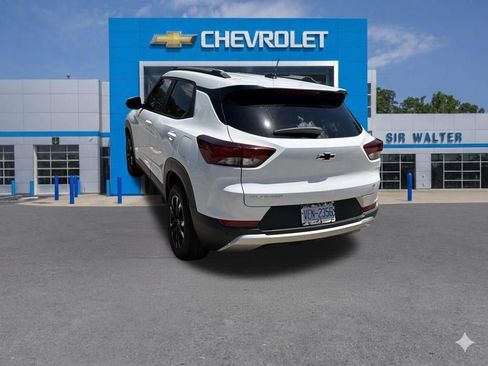 Used 2021 Chevrolet TrailBlazer LT w/ Convenience Package FWD image 10