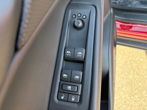 New 2026 Jeep Cherokee Limited AWD/4WD image 16