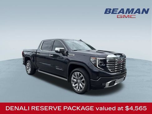 Used 2024 GMC Sierra 1500 Denali w/ Denali Reserve Package AWD/4WD image 1