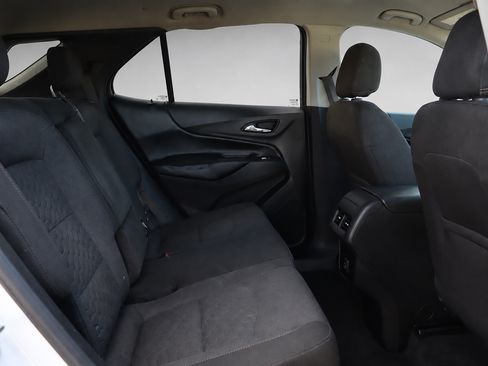 Used 2020 Chevrolet Equinox LT w/ Driver Convenience Package FWD image 14