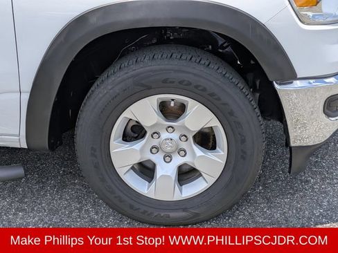 Used 2024 RAM 1500 Big Horn RWD image 10