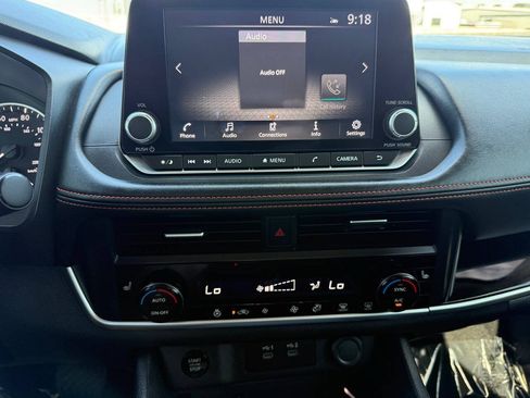 Used 2025 Nissan Rogue SV w/ Rock Creek Premium Package AWD/4WD image 39