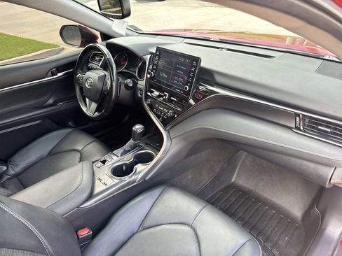 Used 2022 Toyota Camry XSE image 15