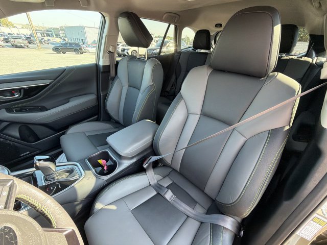 Certified 2024 Subaru Outback Onyx Edition AWD/4WD image 13