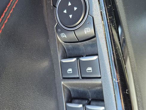 Certified 2024 Ford Explorer ST-Line w/ Class IV Trailer Tow Package image 16