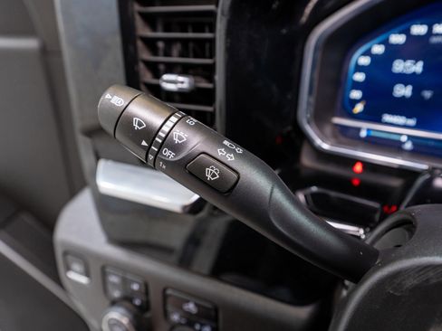 Used 2022 Chevrolet Silverado 1500 LT w/ Z71 Off-Road Package image 27