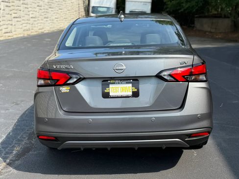 Used 2023 Nissan Versa SV FWD image 8