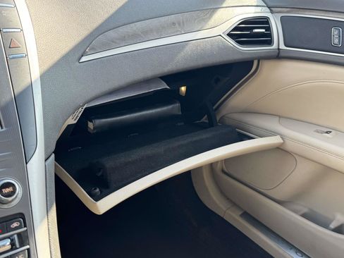 Used 2017 Lincoln MKZ Reserve w/ Climate Package image 31