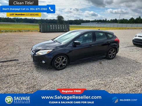 Used 2014 Ford Focus SE w/ Equipment Group 201A FWD image 1