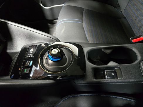 Used 2024 Nissan Leaf SV Plus image 27