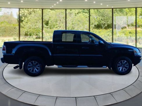 Used 2007 Mitsubishi Raider LS image 4