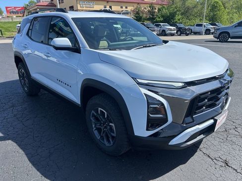 New 2026 Chevrolet Equinox ACTIV FWD image 3